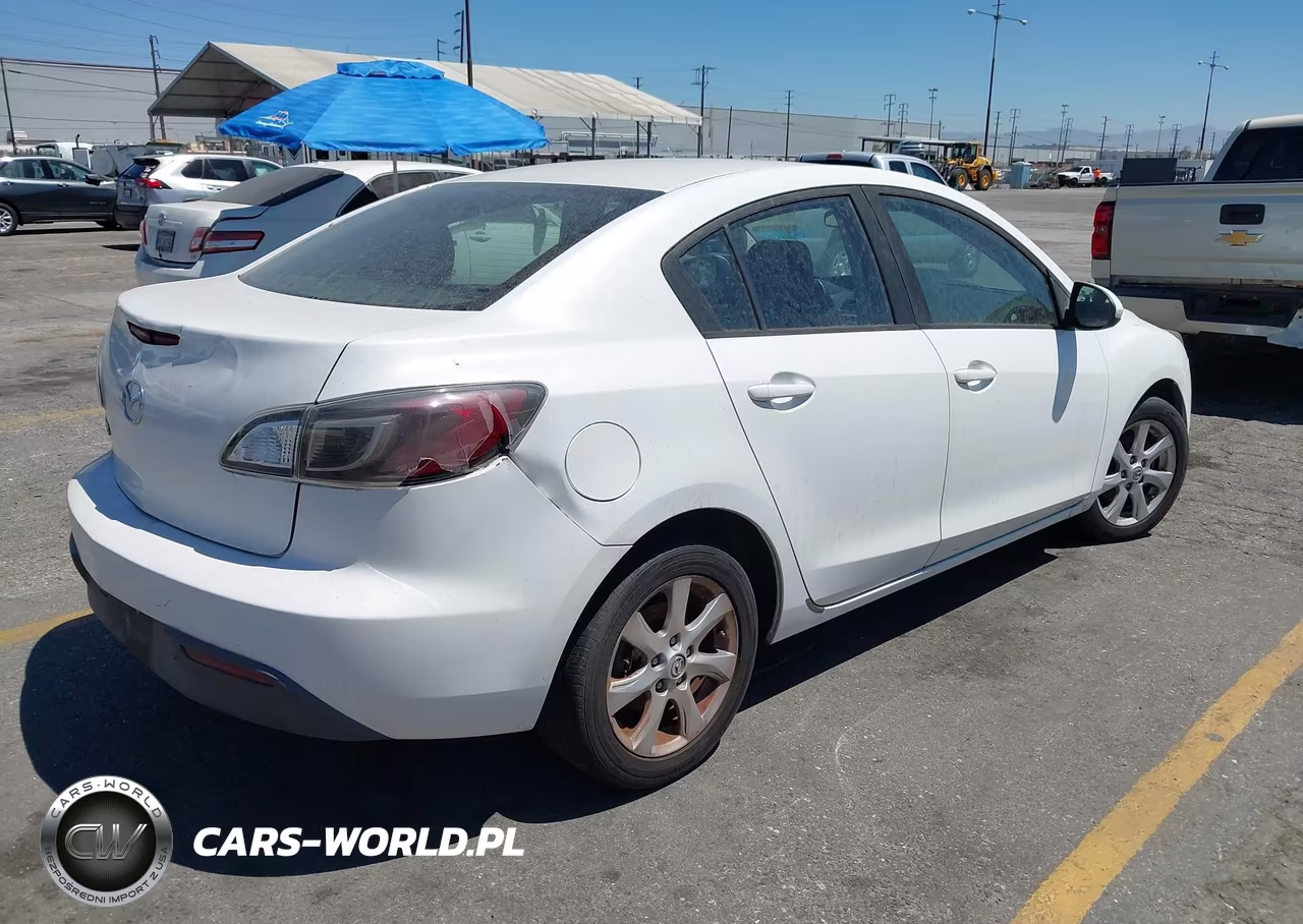 2011 Mazda Mazda3 I Touring VIN:JM1BL1VG7B1451578 - 4