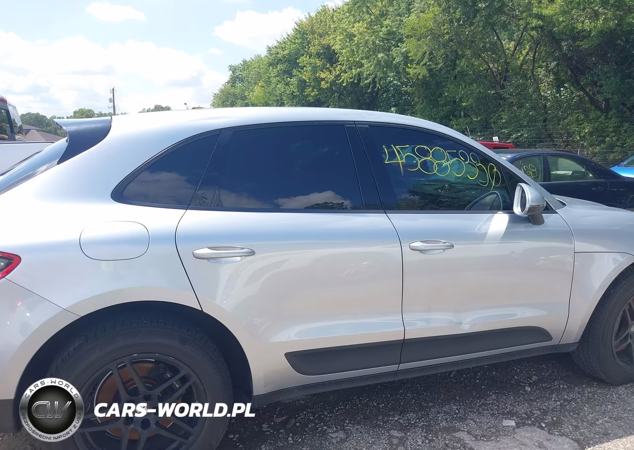2017 Porsche Macan VIN:WP1AA2A51HLB04903 - 13