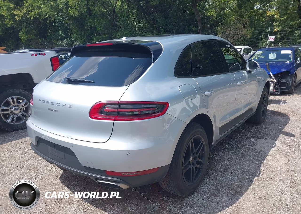 2017 Porsche Macan VIN:WP1AA2A51HLB04903 - 4