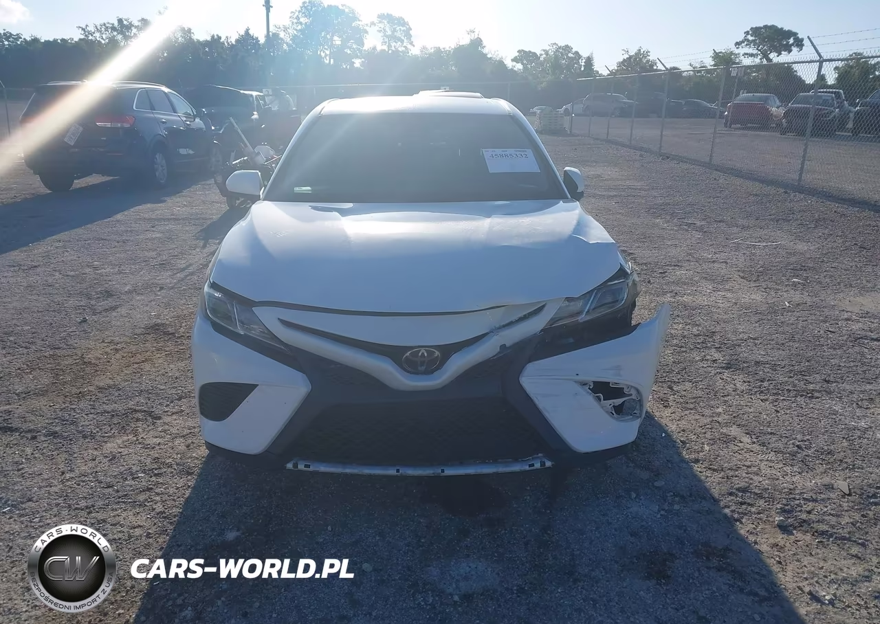 2018 Toyota Camry Se VIN:4T1B11HK4JU141726 - 12