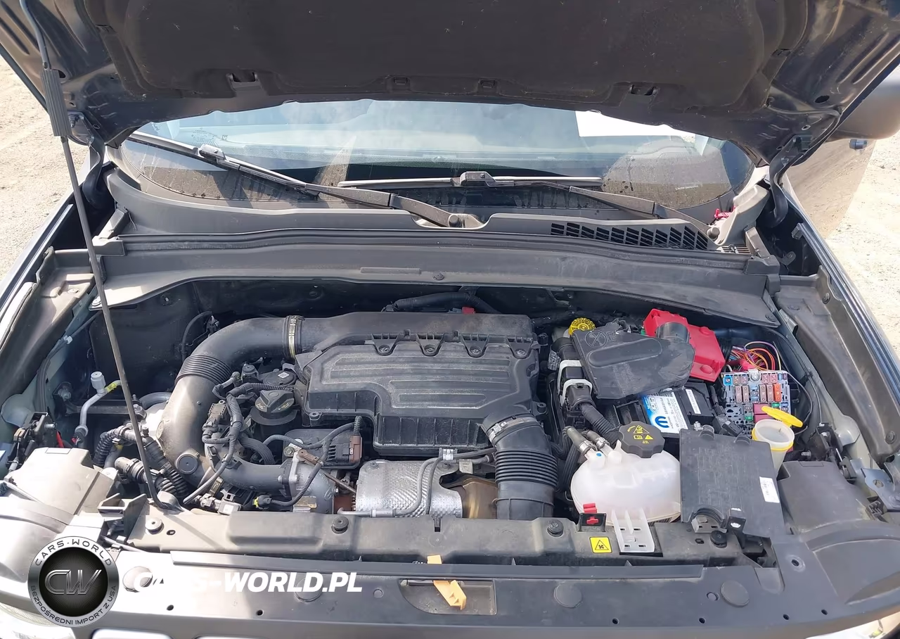2022 Jeep Renegade Latitude VIN:ZACNJDB19NPN57715 - 10