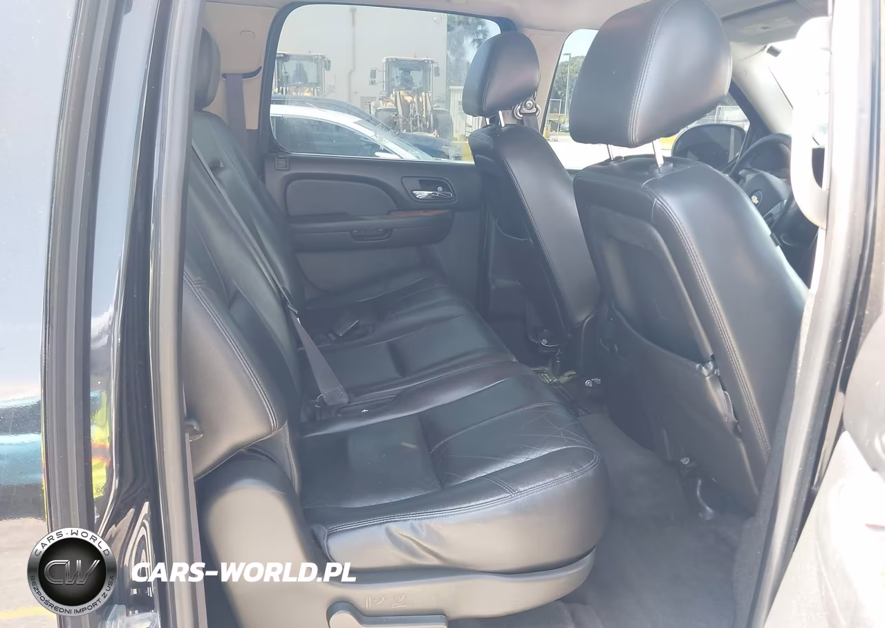 2013 Chevrolet Suburban 1500 Lt VIN:1GNSKJE79DR337080 - 8