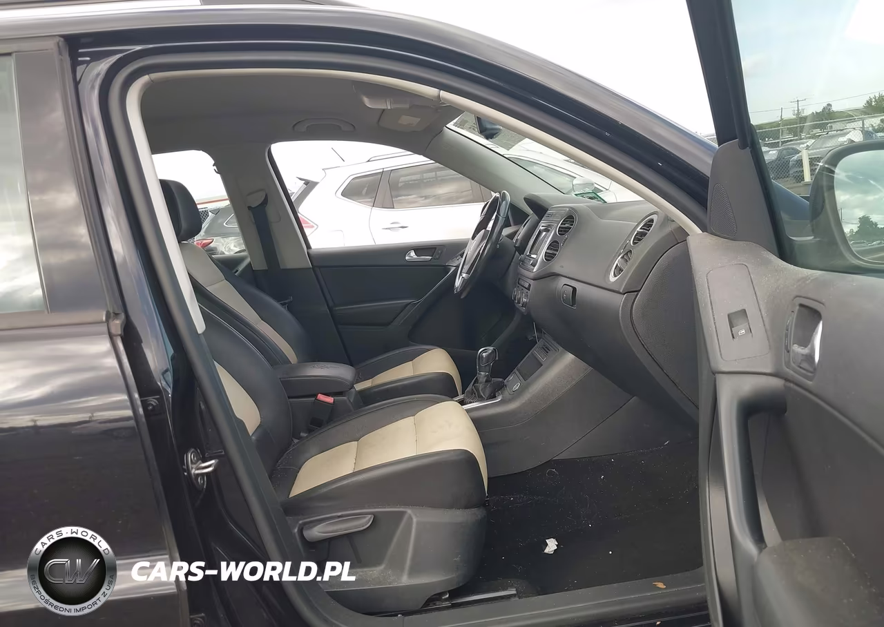 2016 Volkswagen Tiguan S VIN:WVGBV7AX1GW593692 - 5