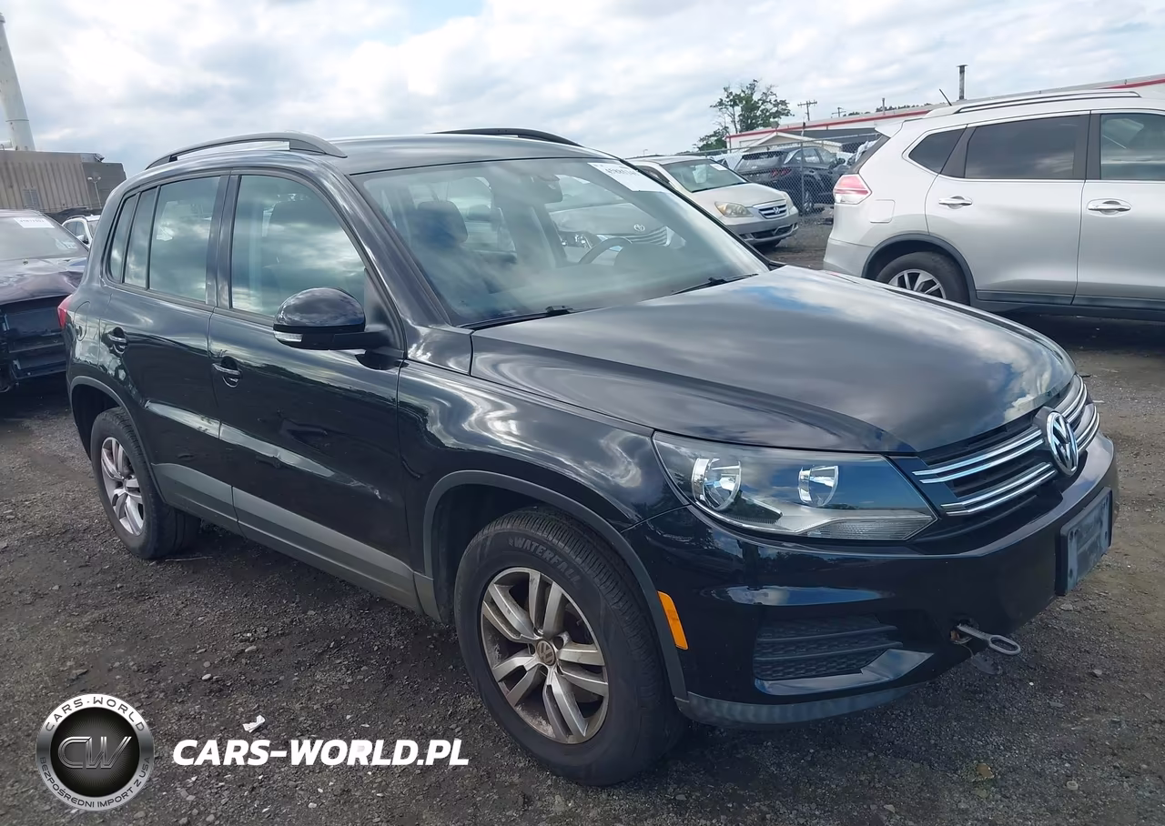 2016 Volkswagen Tiguan S VIN:WVGBV7AX1GW593692 - 6