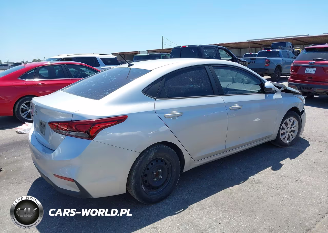 2018 Hyundai Accent Se VIN:3KPC24A33JE009906 - 4