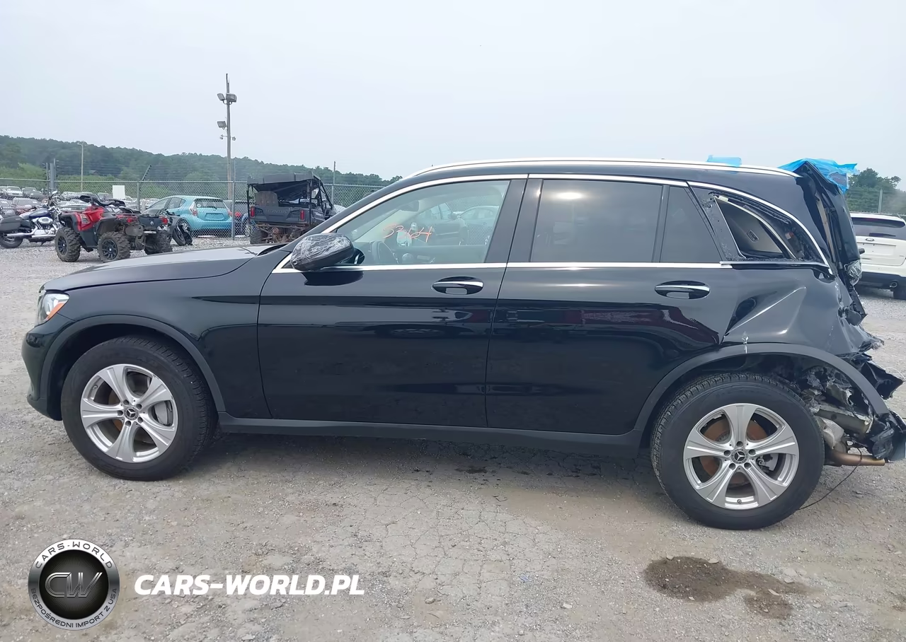 2018 Mercedes-Benz Glc 300 4Matic VIN:WDC0G4KB8JV031349 - 14