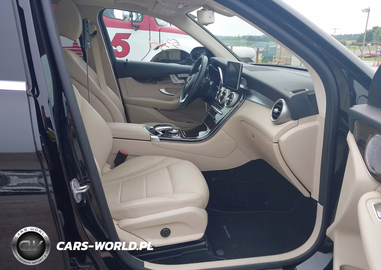 2018 Mercedes-Benz Glc 300 4Matic VIN:WDC0G4KB8JV031349 - 5