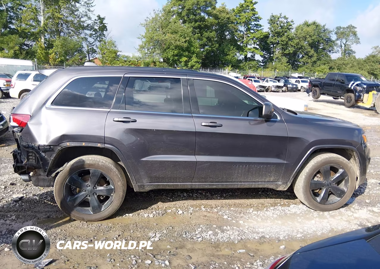 2015 Jeep Grand Cherokee Altitude VIN:1C4RJFAG8FC224479 - 14