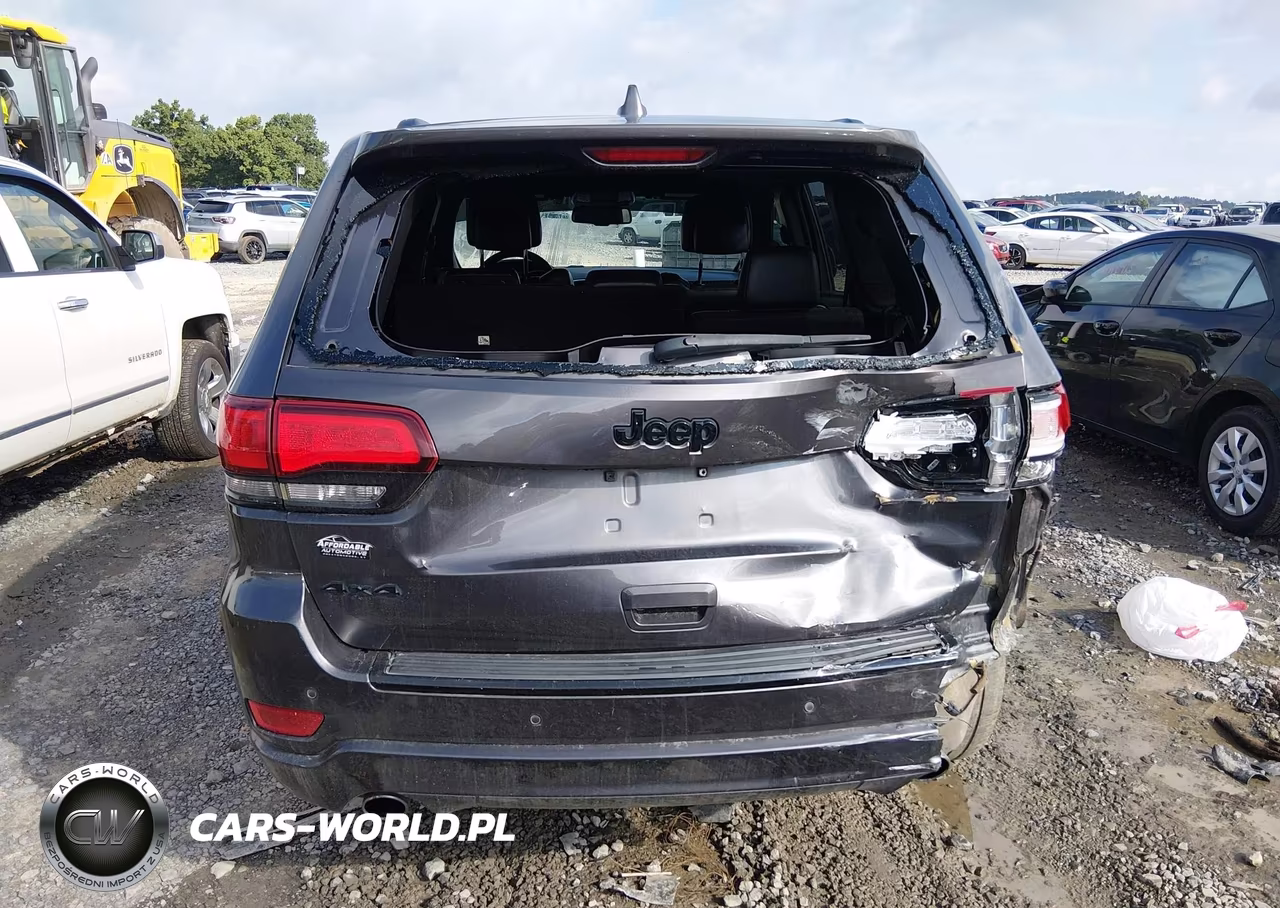 2015 Jeep Grand Cherokee Altitude VIN:1C4RJFAG8FC224479 - 17