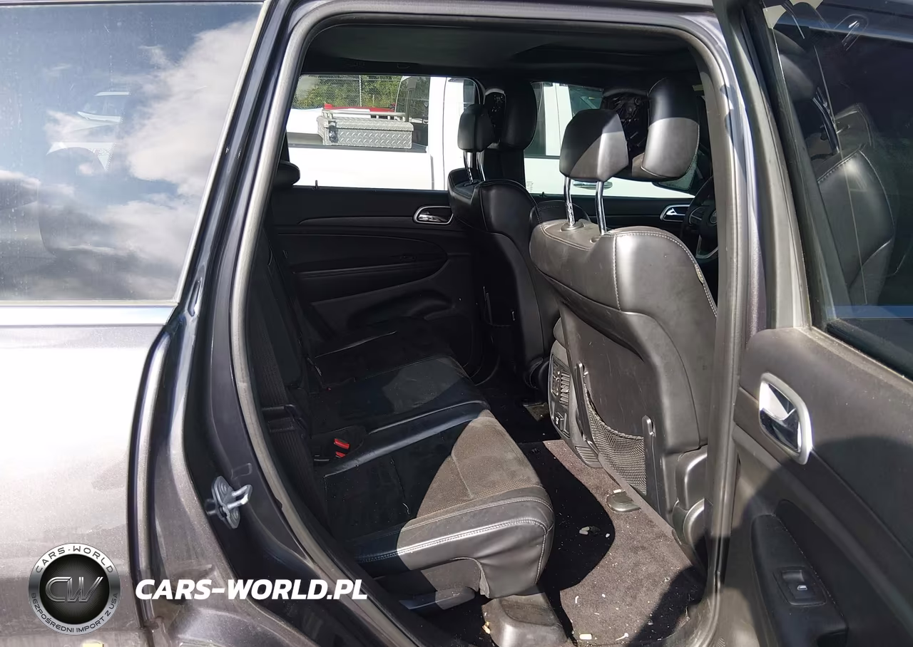 2015 Jeep Grand Cherokee Altitude VIN:1C4RJFAG8FC224479 - 8