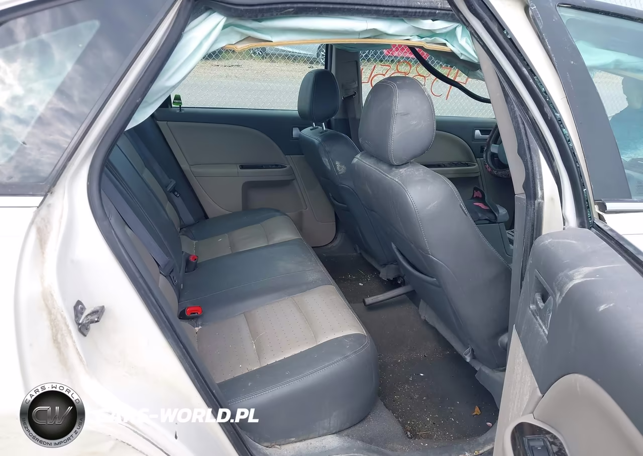 2009 Mercury Sable Premier VIN:1MEHM42W19G621069 - 8