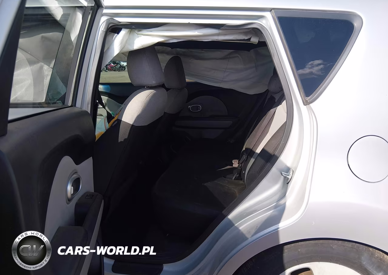 2014 Kia Soul VIN:KNDJN2A28E7714040 - 8