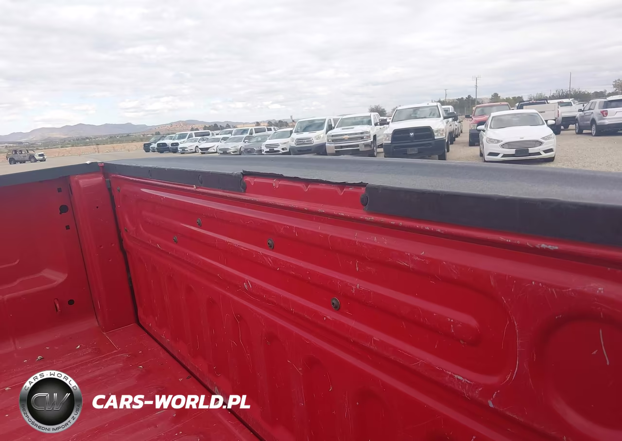 2019 Ram 1500 Classic Tradesman 4X2 8' Box VIN:3C6JR6DG3KG503998 - 6