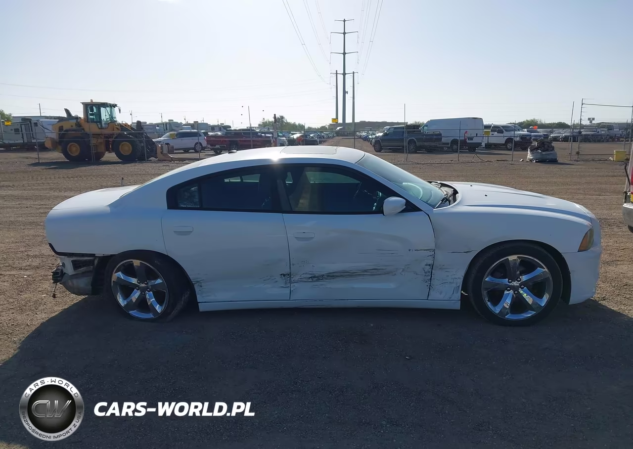 2011 Dodge Charger VIN:2B3CL3CG7BH590146 - 14