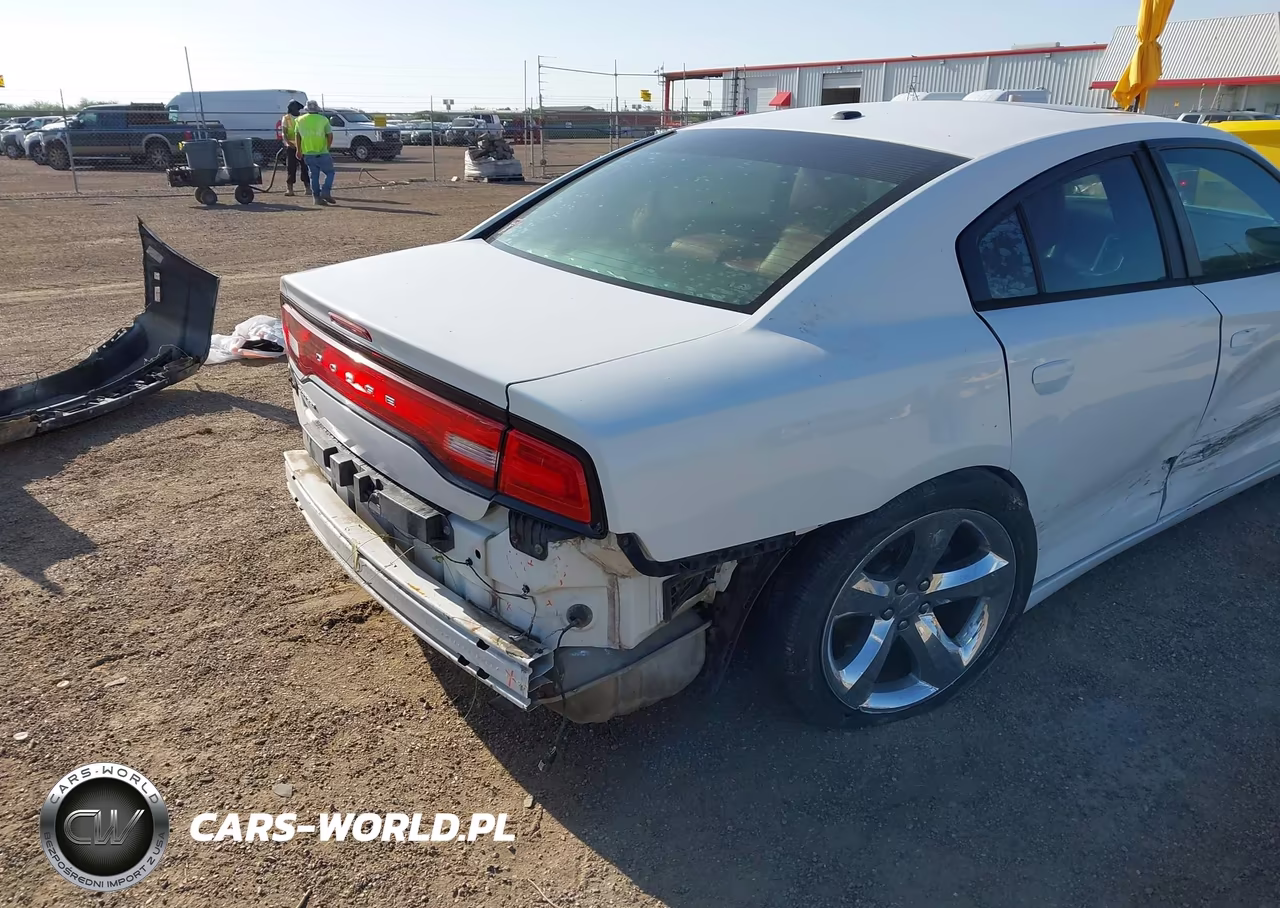 2011 Dodge Charger VIN:2B3CL3CG7BH590146 - 6