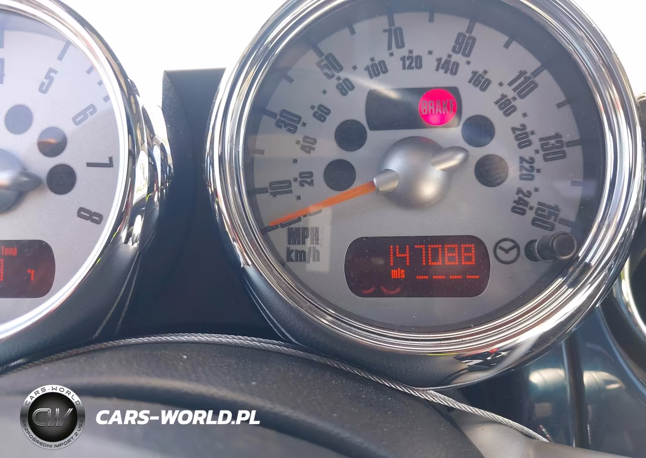 2006 Mini Cooper S VIN:WMWRE335X6TL23445 - 7