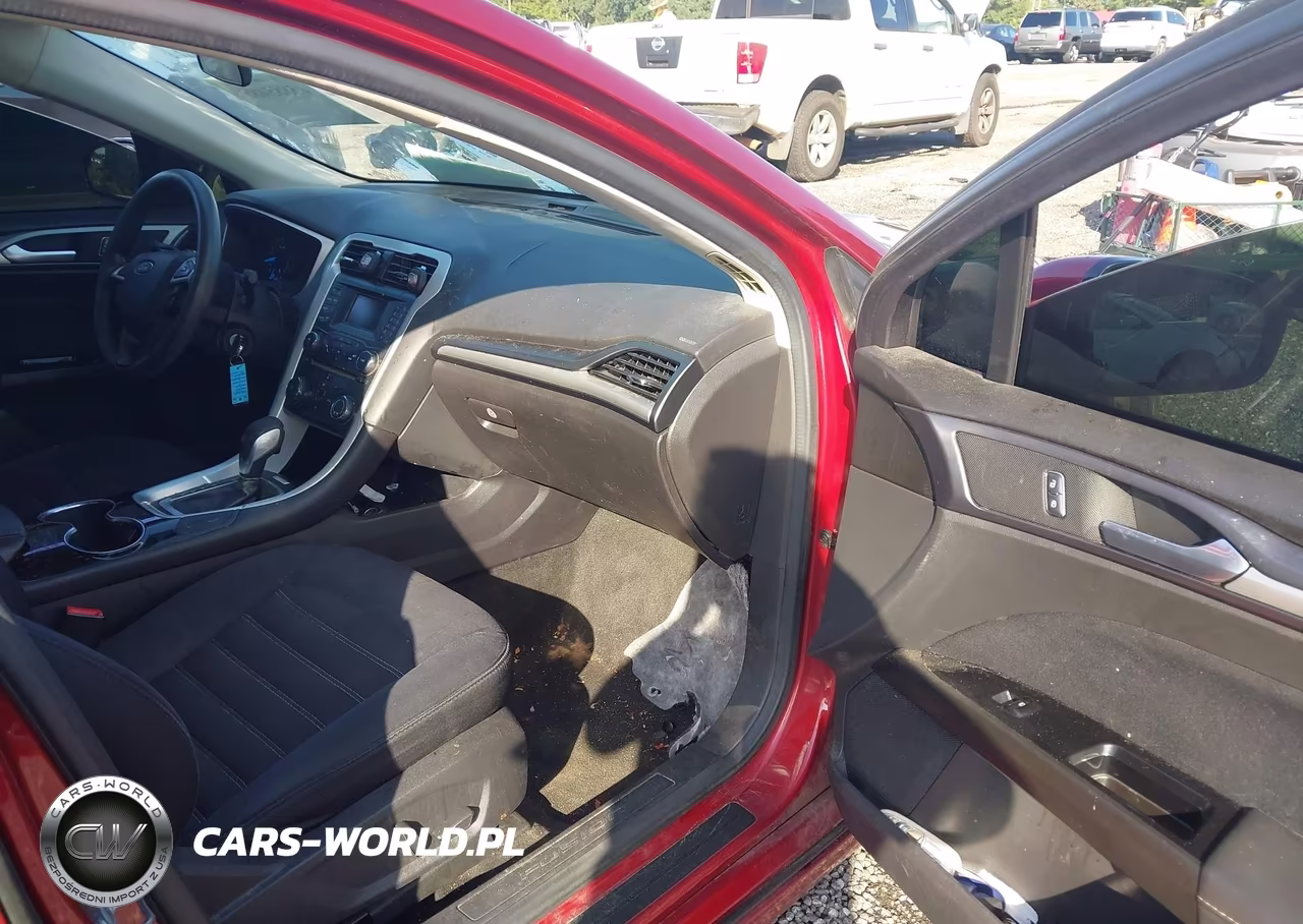 2015 Ford Fusion Se VIN:3FA6P0H76FR125901 - 5