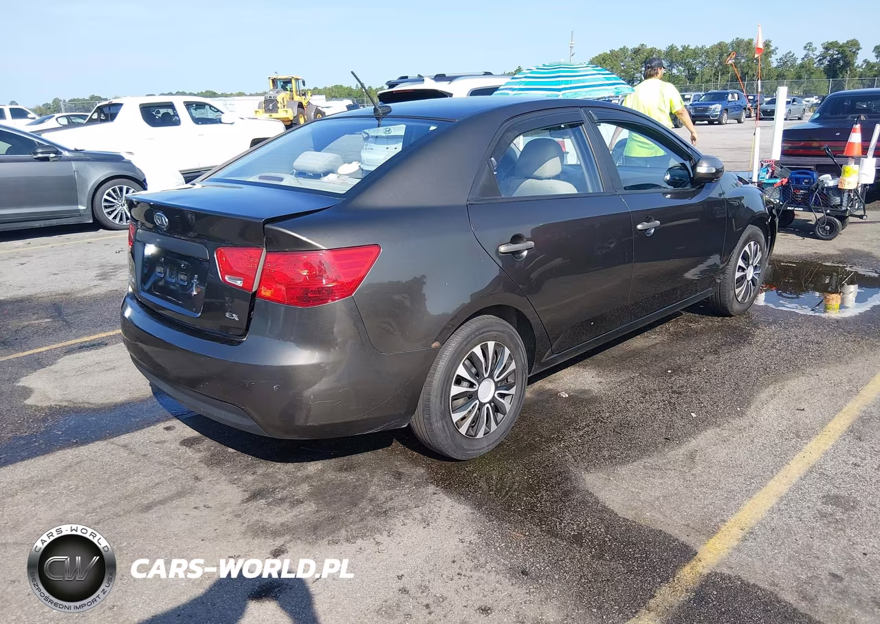 2010 Kia Forte Ex VIN:KNAFU4A20A5809859 - 4