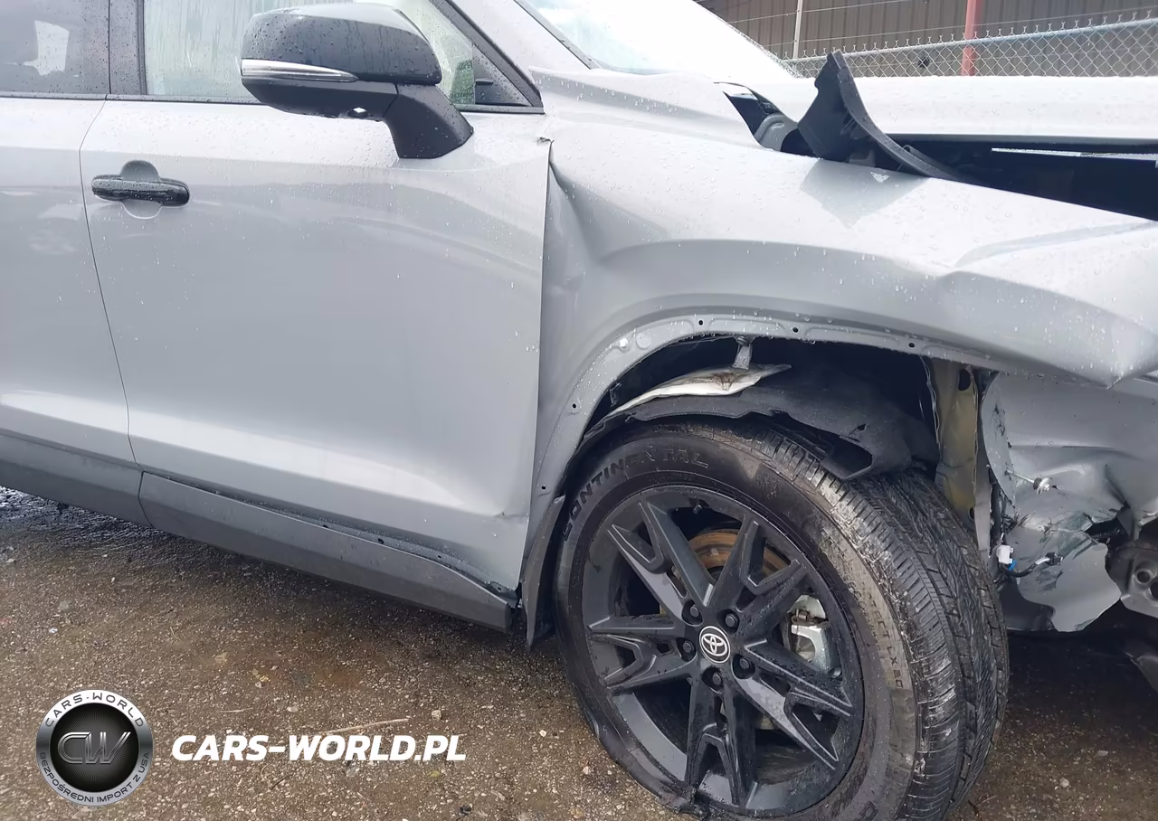 2026 Toyota Grand Highlander Hybrid Nightshade Edition VIN:5TDACAB5XTS099244 - 18