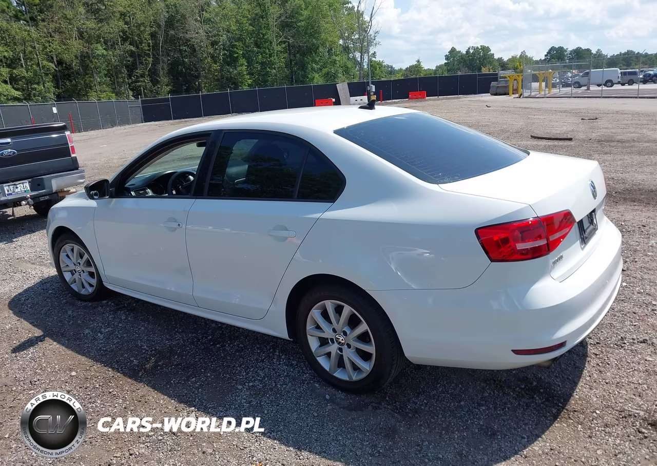 2015 Volkswagen Jetta 1.8T Se VIN:3VWD17AJ5FM299230 - 3