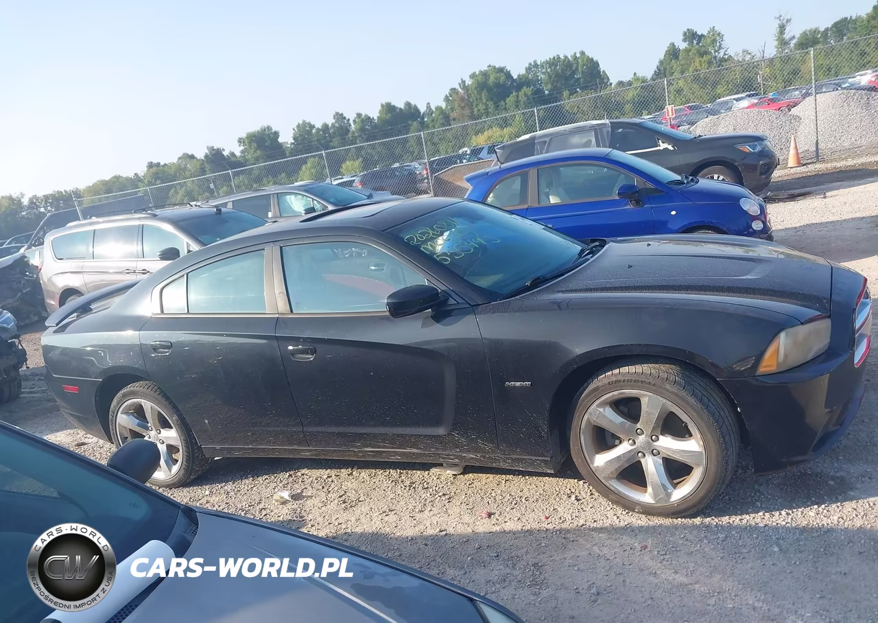2011 Dodge Charger R-T VIN:2B3CL5CT2BH555443 - 13