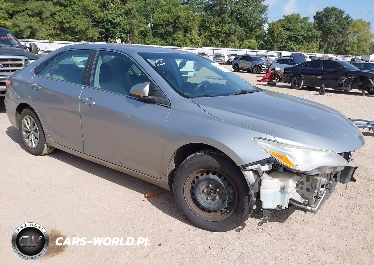2017 Toyota Camry Le – zdjęcie 1 z 19