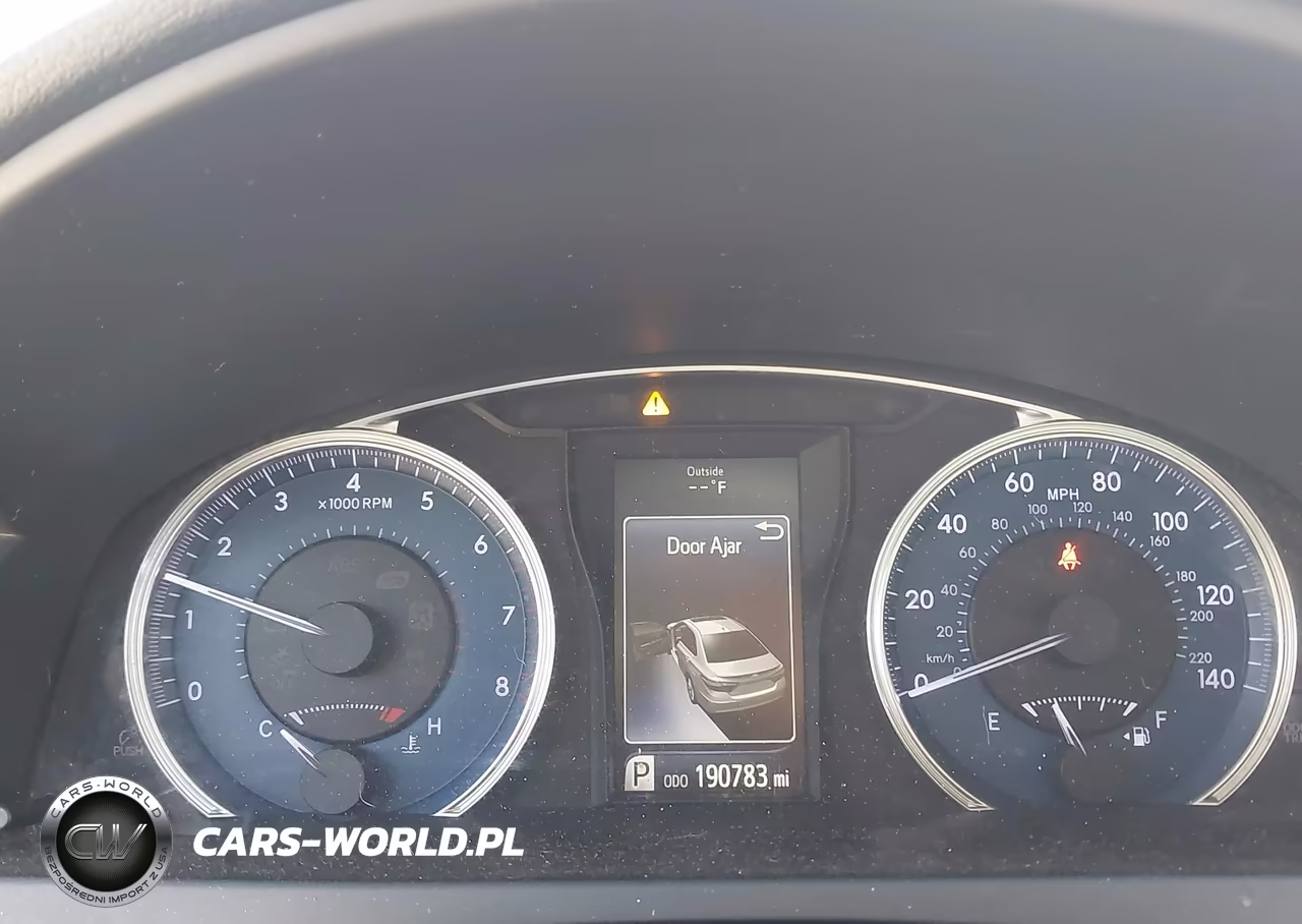 2017 Toyota Camry Le VIN:4T1BF1FK7HU319188 - 16
