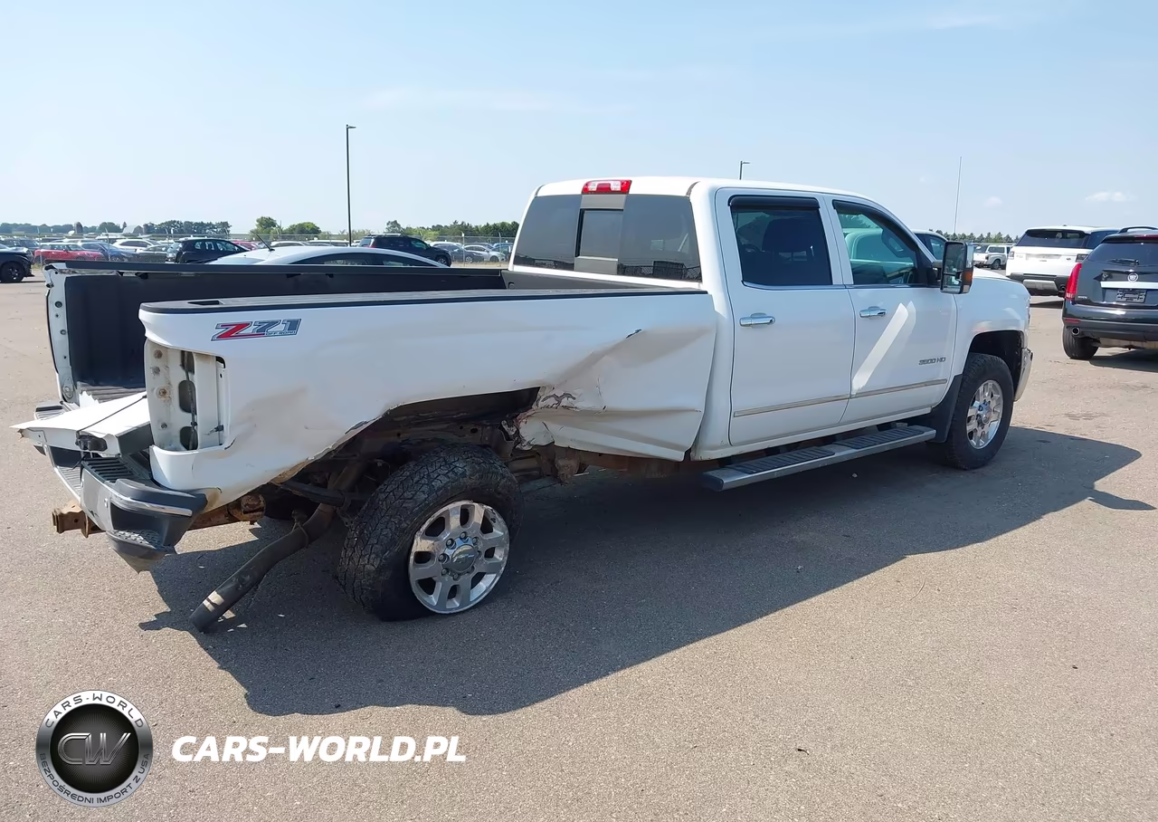 2015 Chevrolet Silverado 3500Hd Ltz VIN:1GC4K0CG6FF619390 - 4