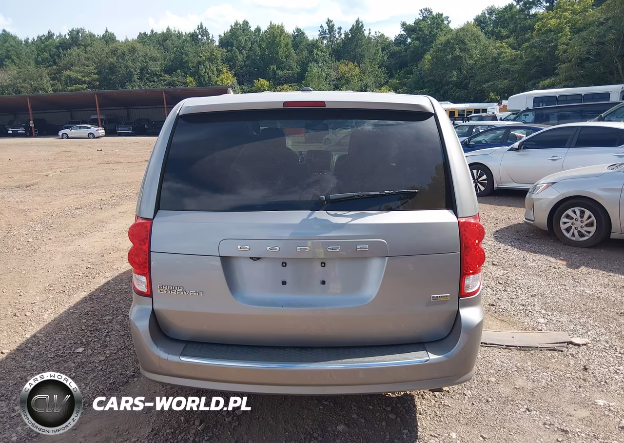 2018 Dodge Grand Caravan Se VIN:2C4RDGBG2JR323973 - 16