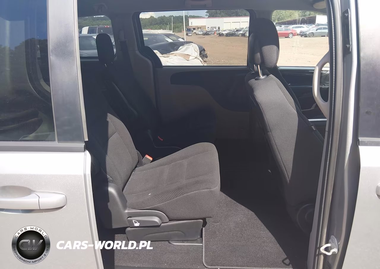 2018 Dodge Grand Caravan Se VIN:2C4RDGBG2JR323973 - 8