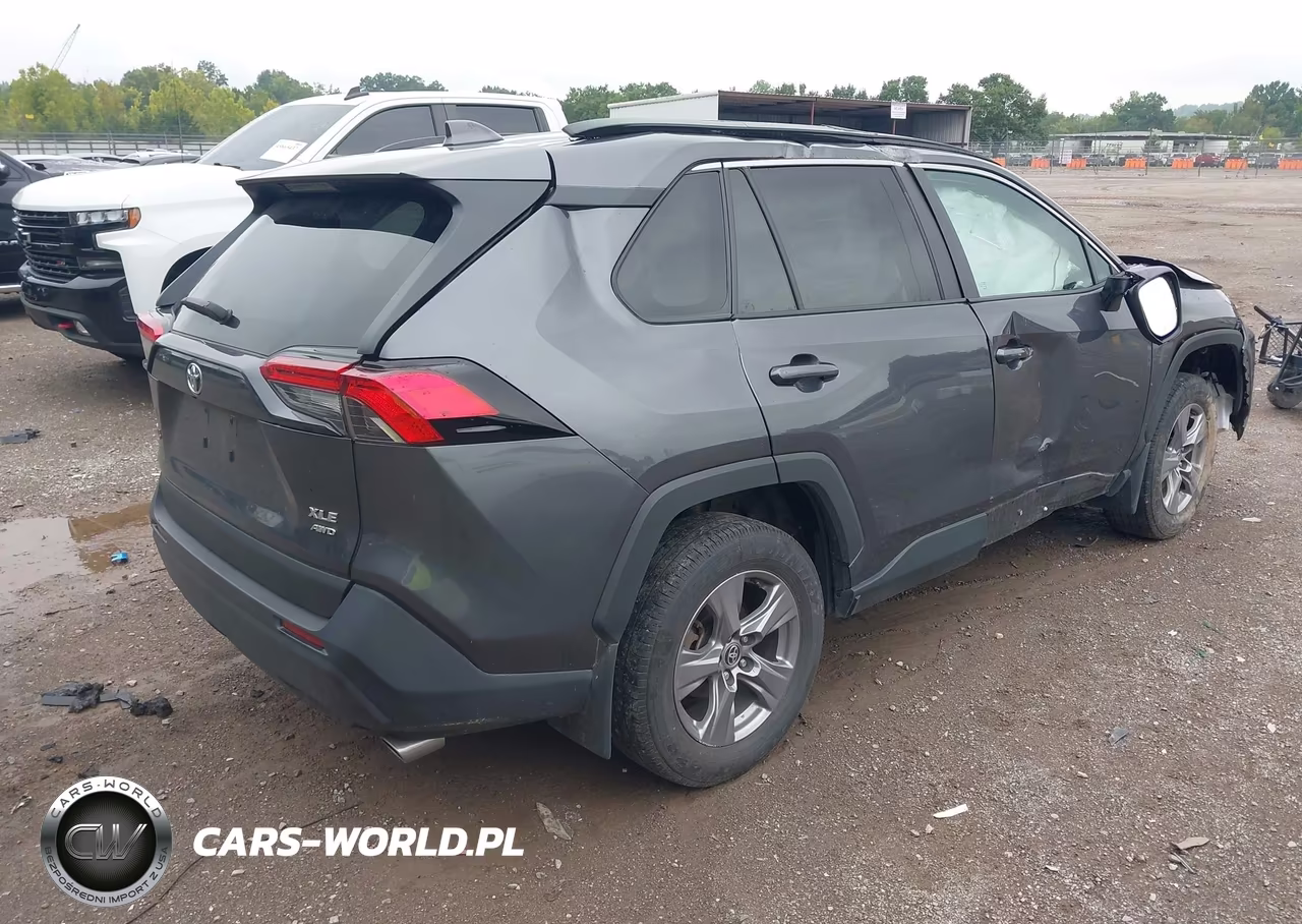 2024 Toyota Rav4 Xle VIN:2T3P1RFV0RC480747 - 4