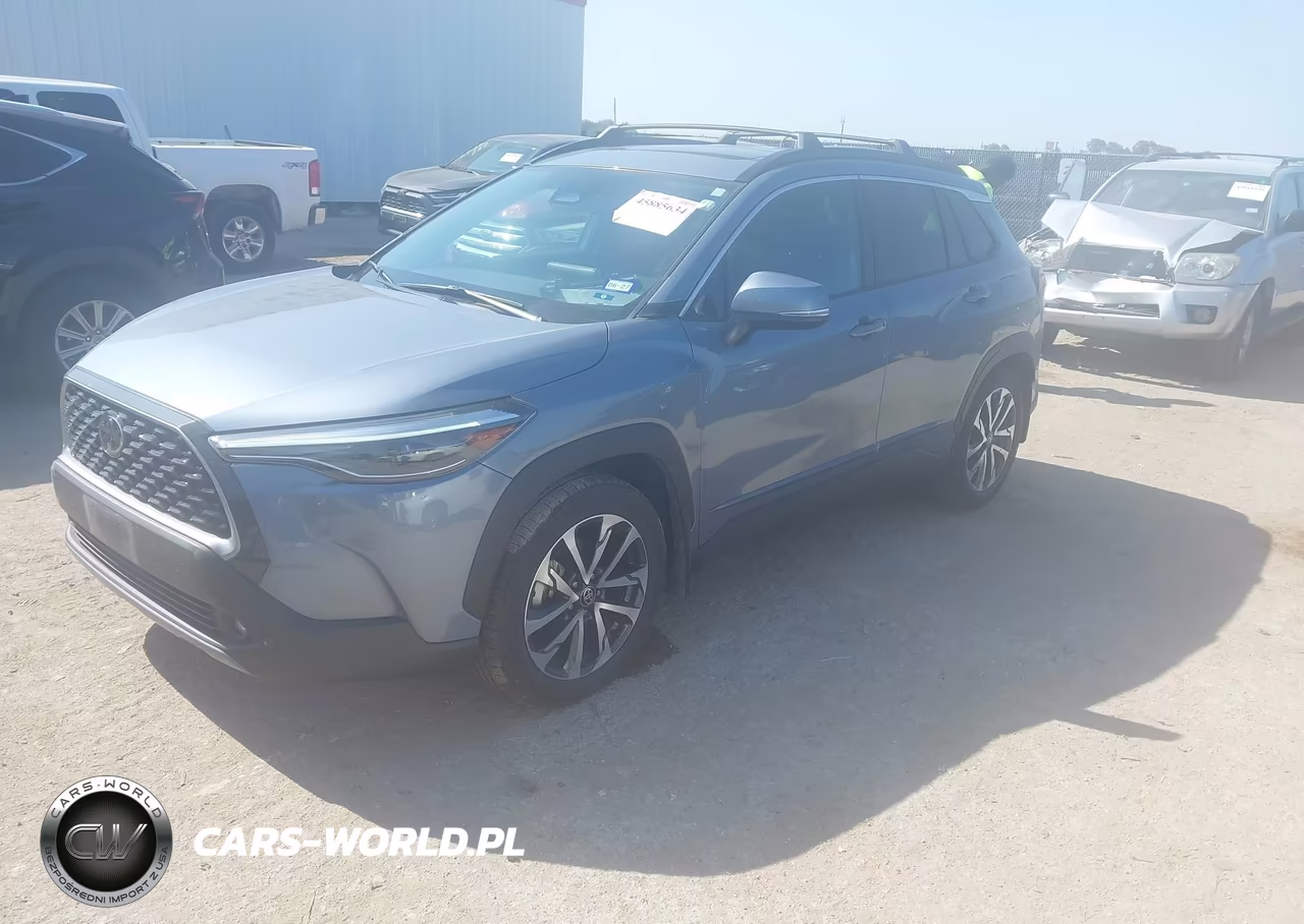 2024 Toyota Corolla Cross Xle VIN:7MUDAAAG2RV099968 - 2