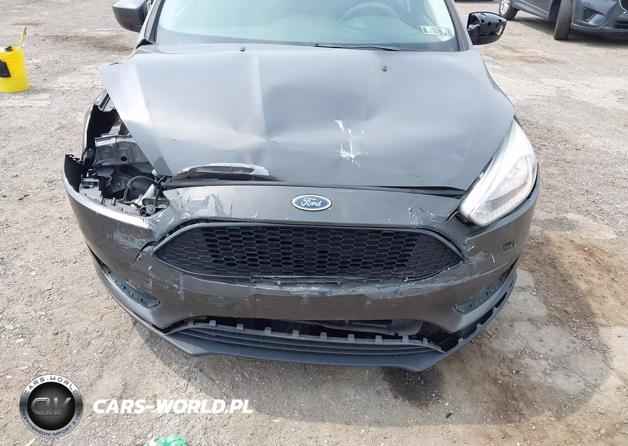 2018 Ford Focus Se VIN:1FADP3F22JL250210 - 6