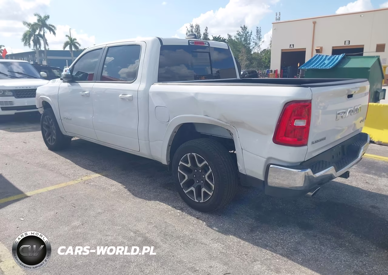 2026 Ram 1500 Laramie 4X4 5'7 Box VIN:3C6SRFJP6T4159725 - 3