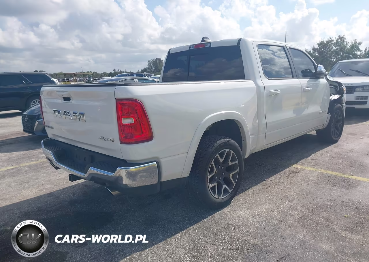 2026 Ram 1500 Laramie 4X4 5'7 Box VIN:3C6SRFJP6T4159725 - 4