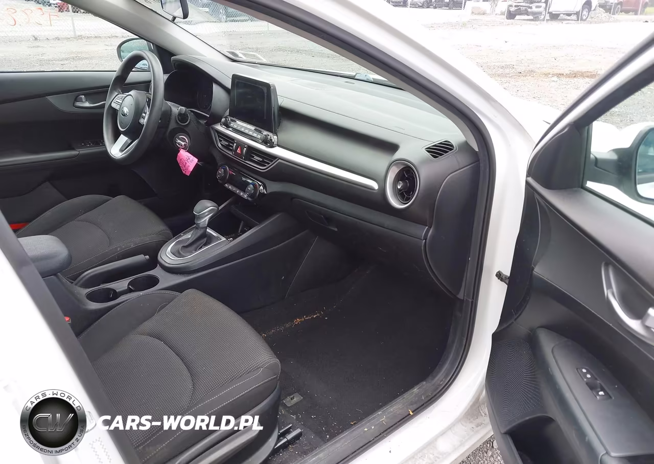 2019 Kia Forte Lxs VIN:3KPF24AD7KE132146 - 5