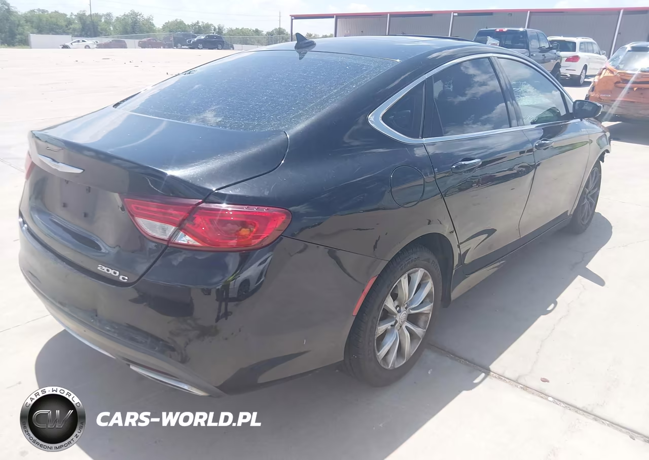 2016 Chrysler 200 C VIN:1C3CCCCG1GN125900 - 4