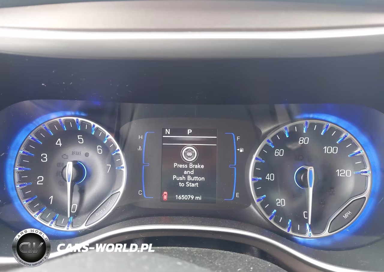 2018 Chrysler Pacifica Touring L VIN:2C4RC1BGXJR217190 - 7
