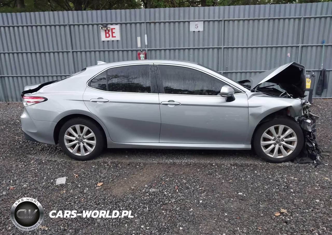 2020 Toyota Camry Le VIN:4T1L11AK3LU395123 - 13