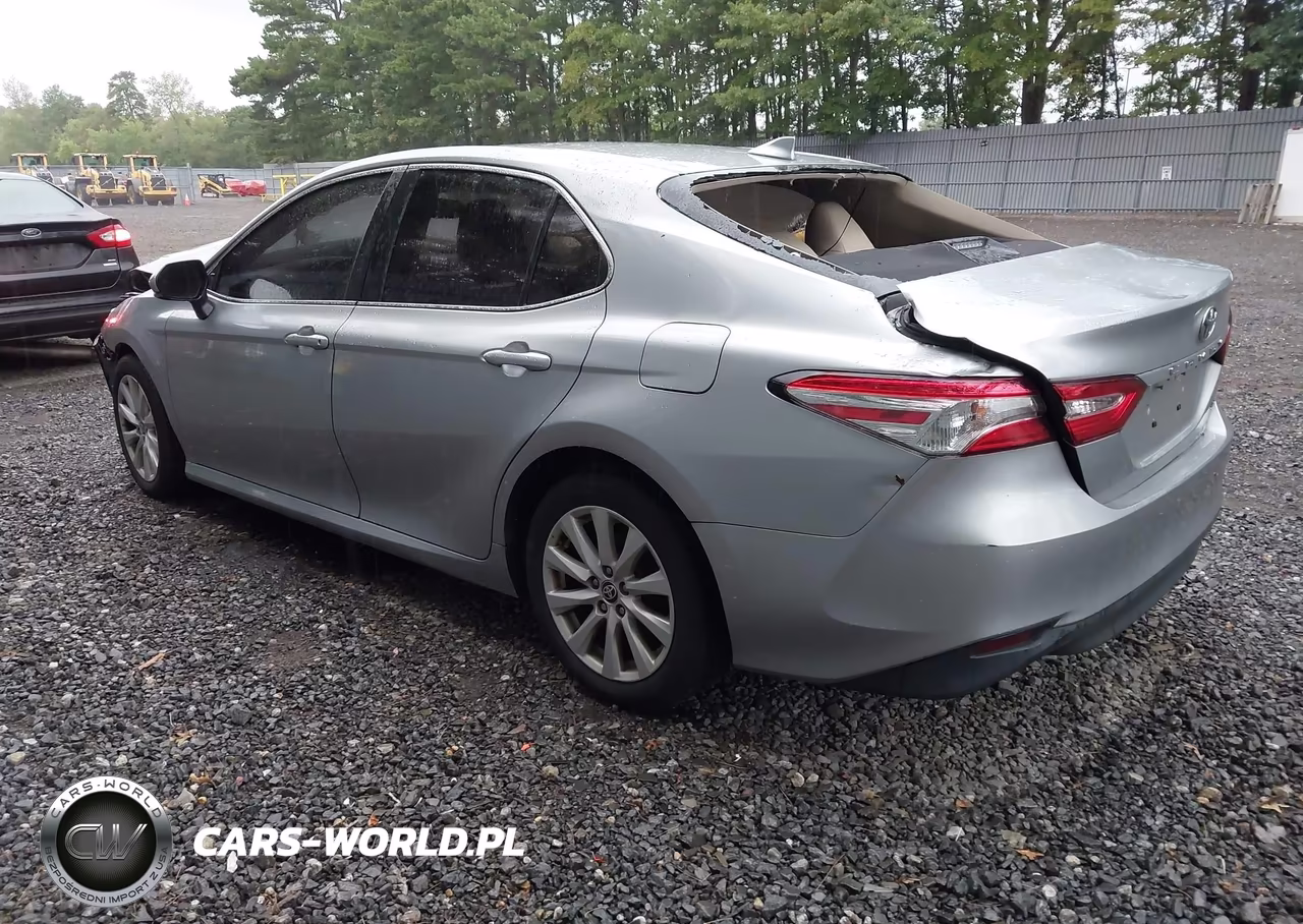 2020 Toyota Camry Le VIN:4T1L11AK3LU395123 - 3