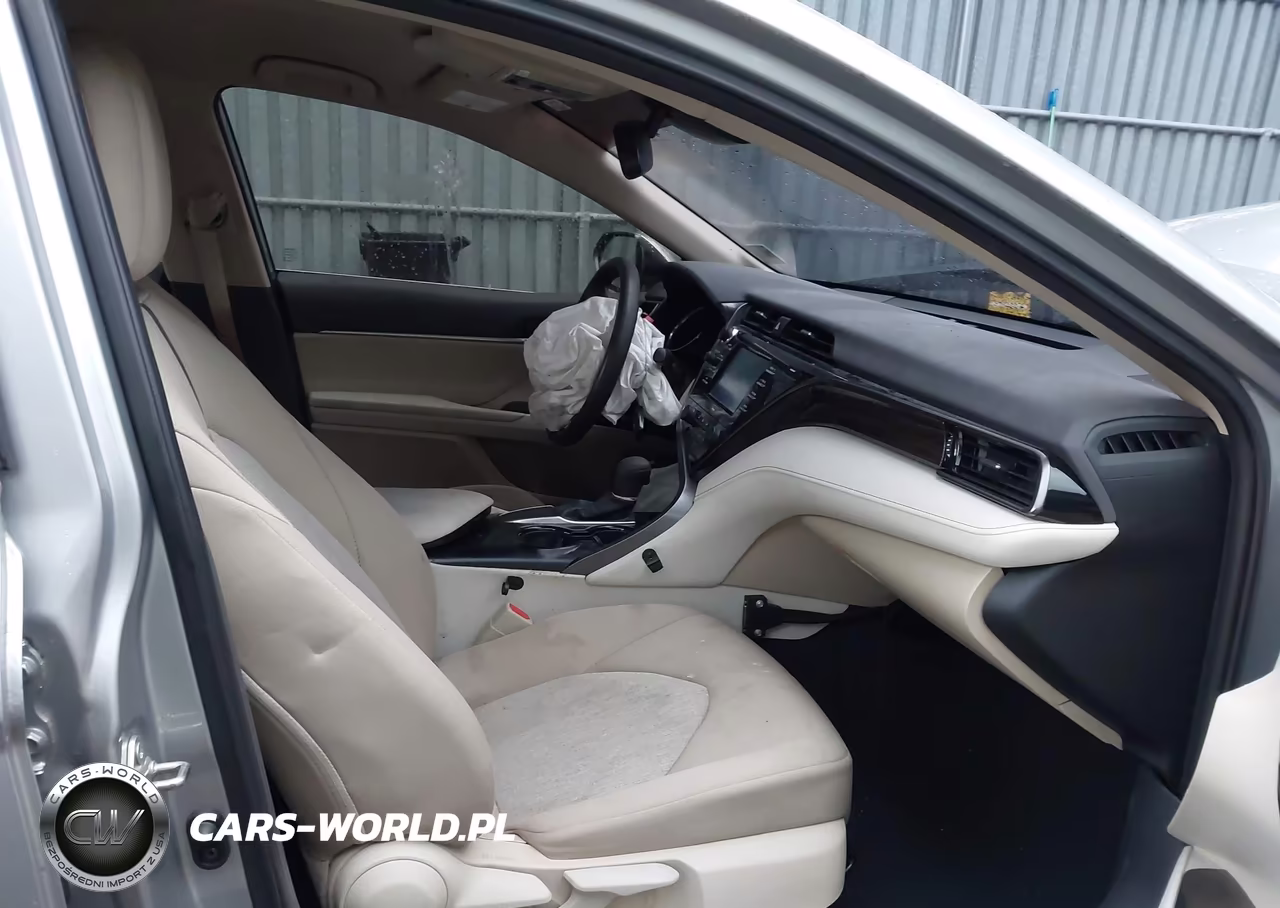 2020 Toyota Camry Le VIN:4T1L11AK3LU395123 - 5