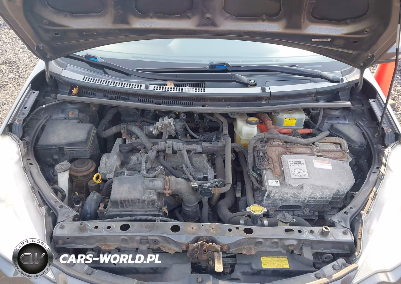 2012 Toyota Prius C One VIN:JTDKDTB32C1518034 - 10