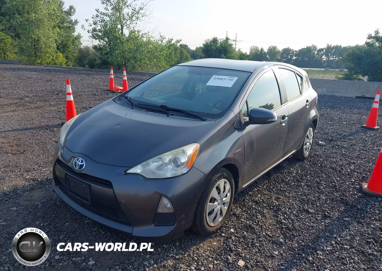 2012 Toyota Prius C One VIN:JTDKDTB32C1518034 - 6