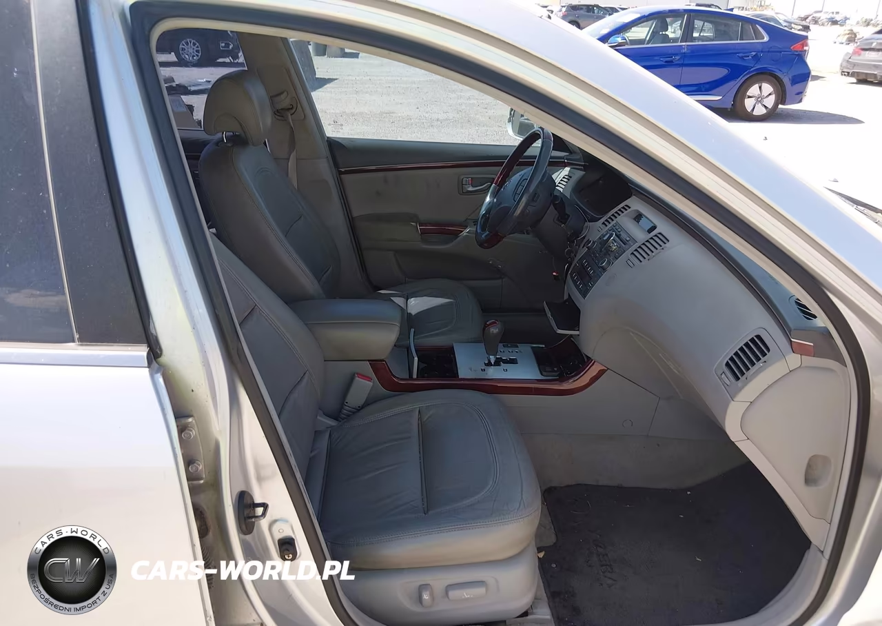 2008 Hyundai Azera Limited VIN:KMHFC46F18A256444 - 5