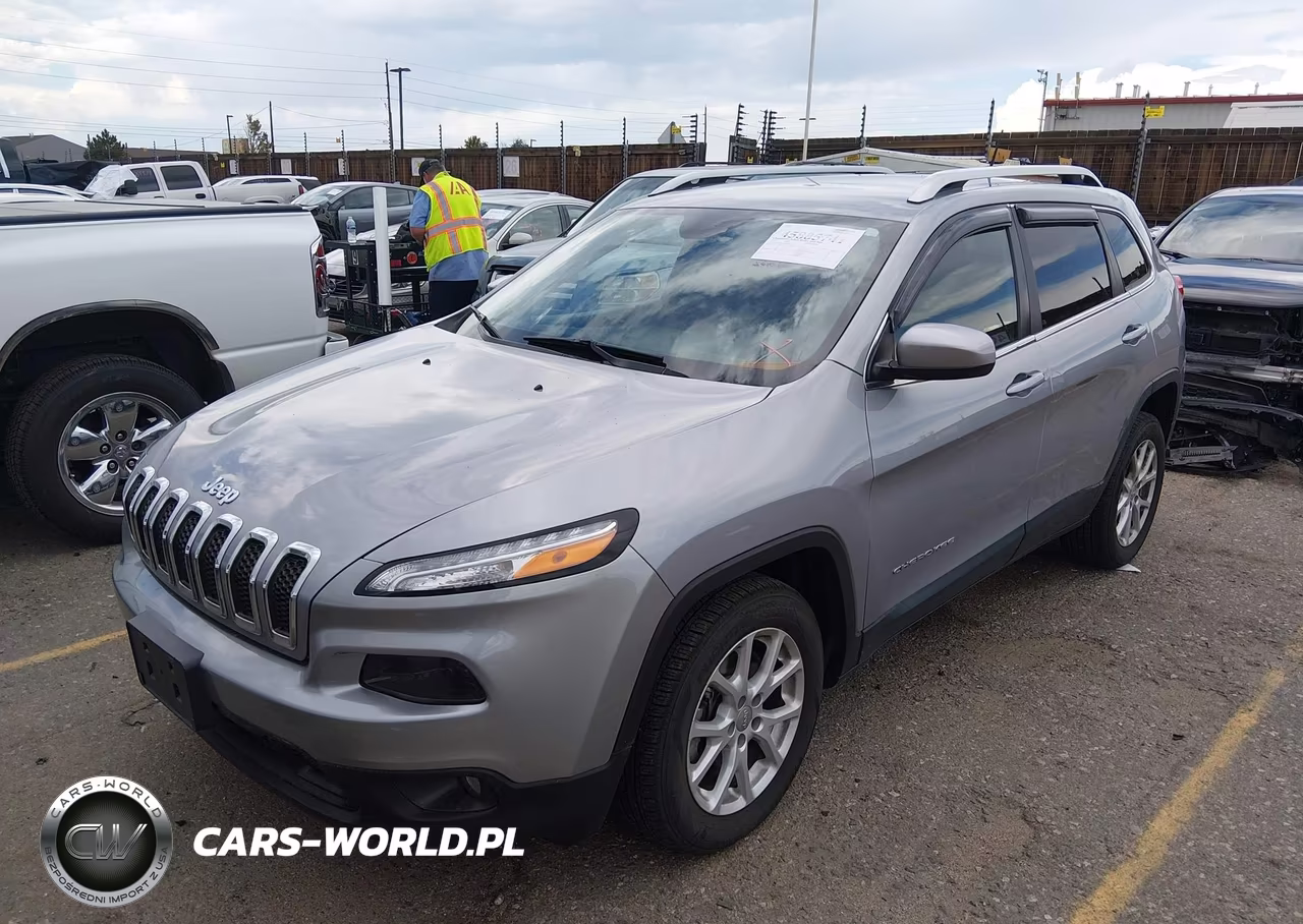 2014 Jeep Cherokee Latitude VIN:1C4PJLCS8EW299798 - 2