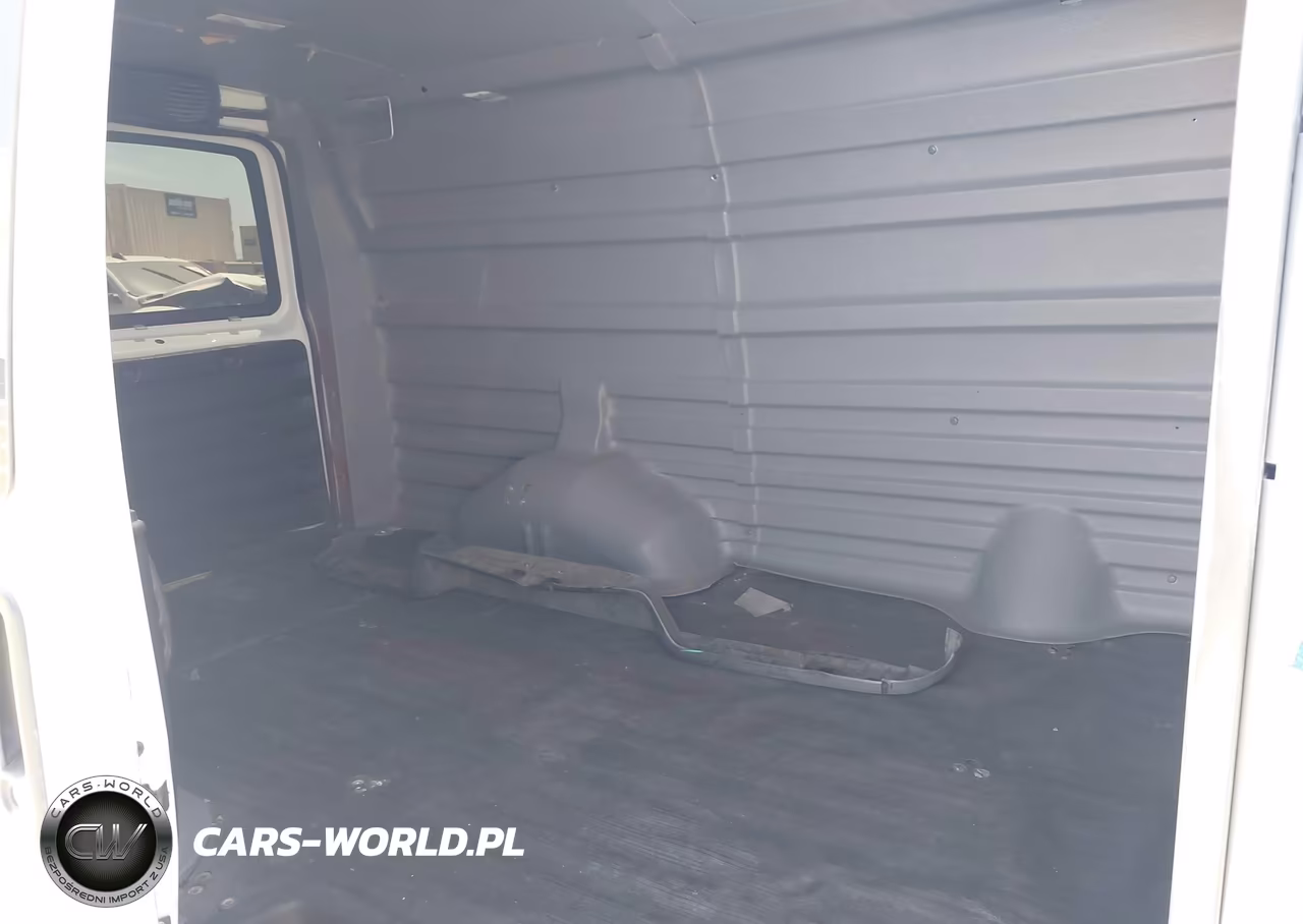 2014 Chevrolet Express 2500 Work Van VIN:1GCWGFCA8E1182657 - 8