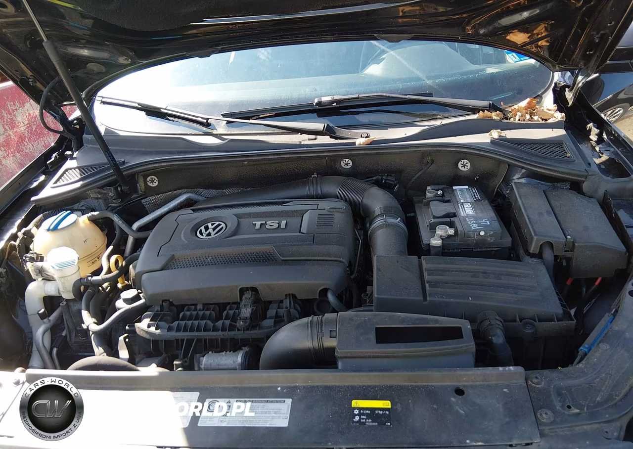 2017 Volkswagen Passat 1.8T R-Line VIN:1VWDT7A39HC045584 - 10