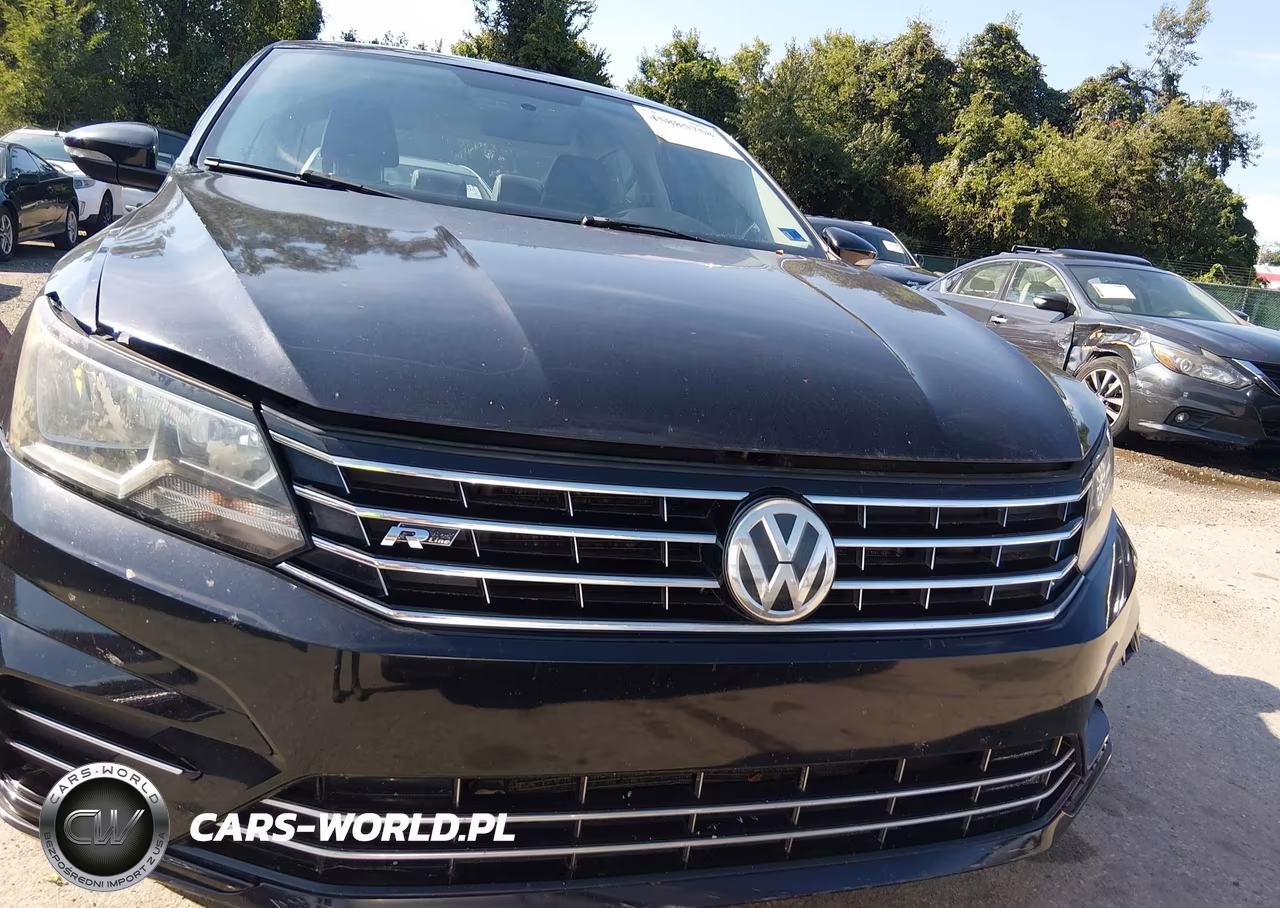 2017 Volkswagen Passat 1.8T R-Line VIN:1VWDT7A39HC045584 - 6