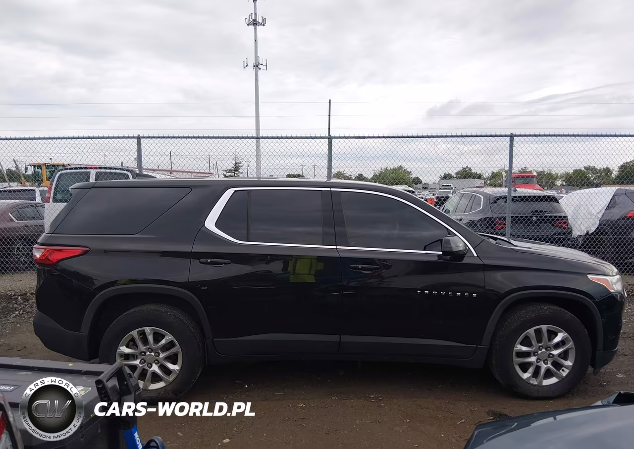 2018 Chevrolet Traverse Ls VIN:1GNERFKW2JJ142465 - 13