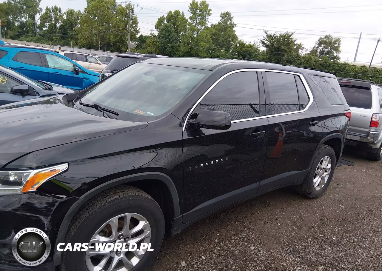 2018 Chevrolet Traverse Ls VIN:1GNERFKW2JJ142465 - 14